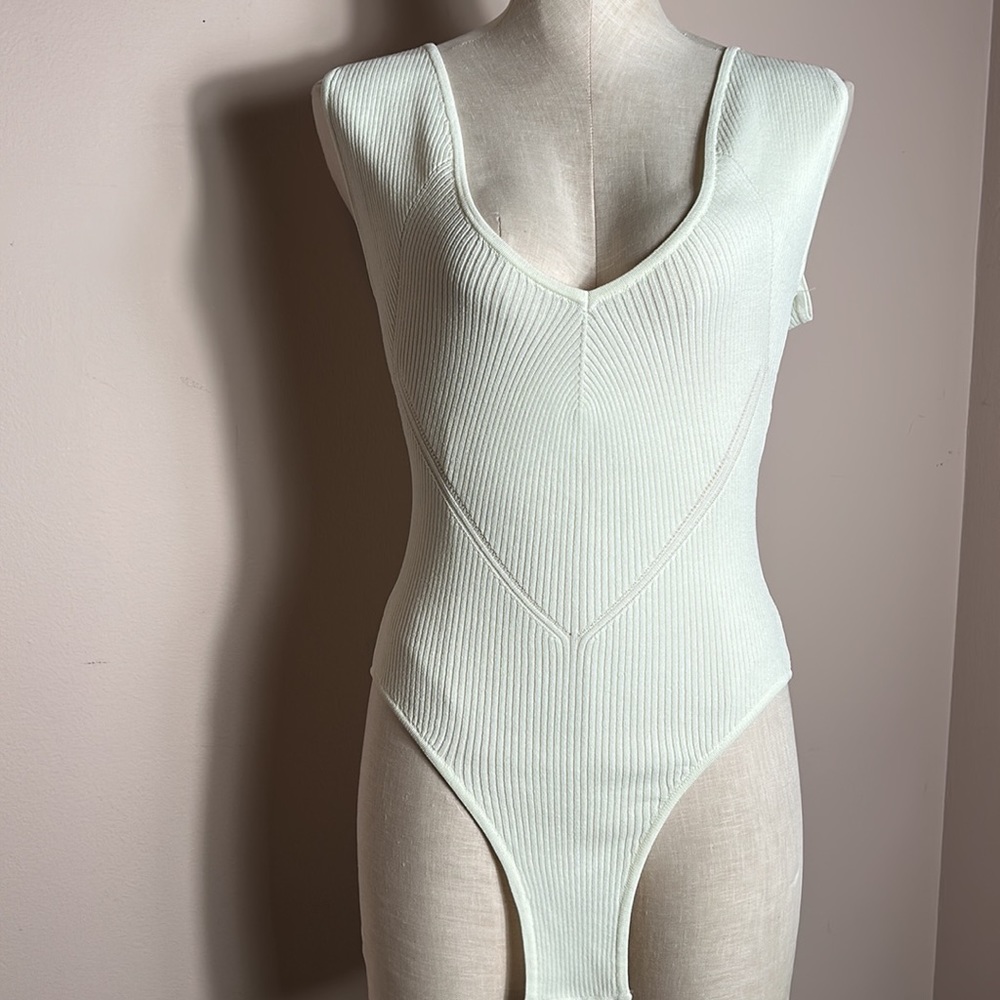 Kendall + Kylie Ivory Ribbed Bodycon Tank Top size S- NWT